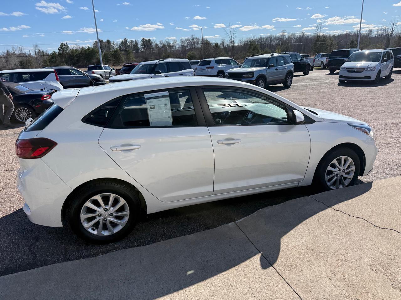 2019 Hyundai Accent Preferred (A6) 4dr Hatchback Photo