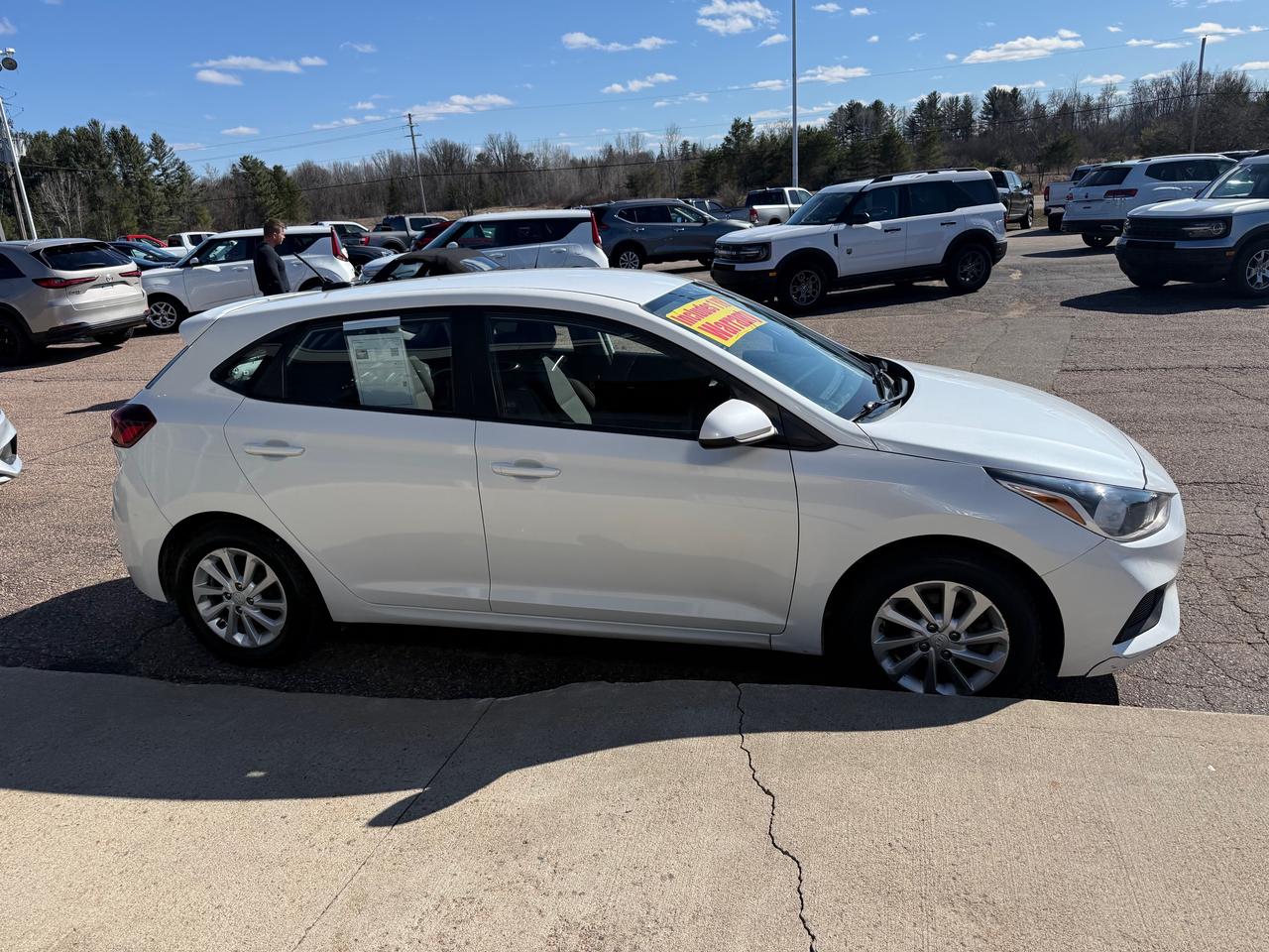 2019 Hyundai Accent Preferred (A6) 4dr Hatchback Photo