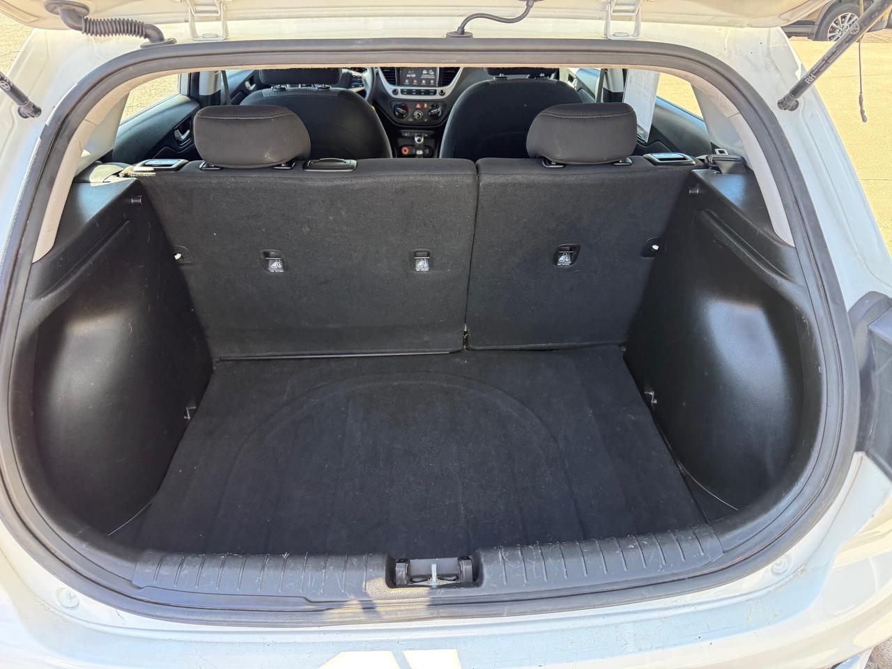 2019 Hyundai Accent Preferred (A6) 4dr Hatchback Photo