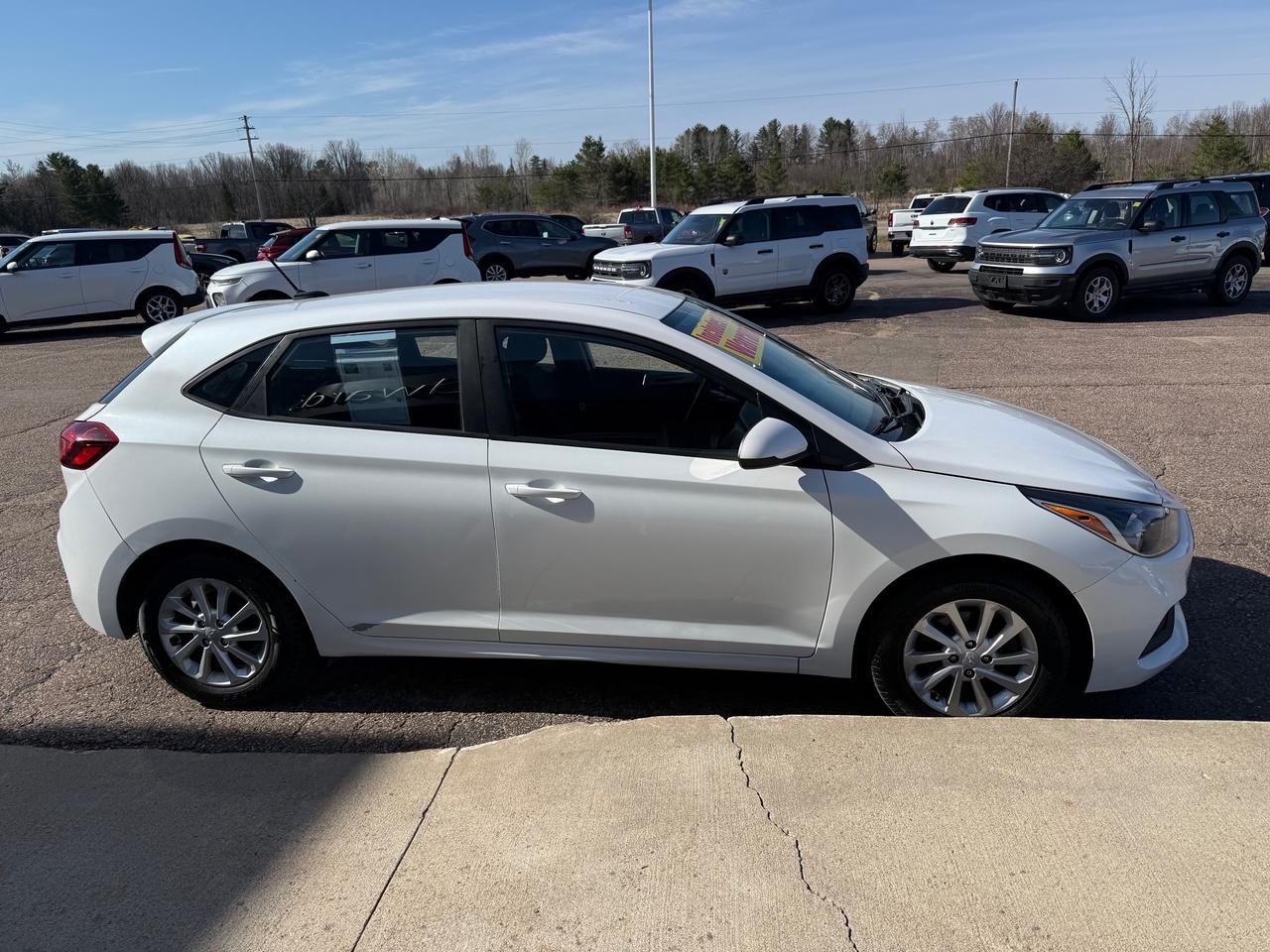 2019 Hyundai Accent Preferred (A6) 4dr Hatchback Photo