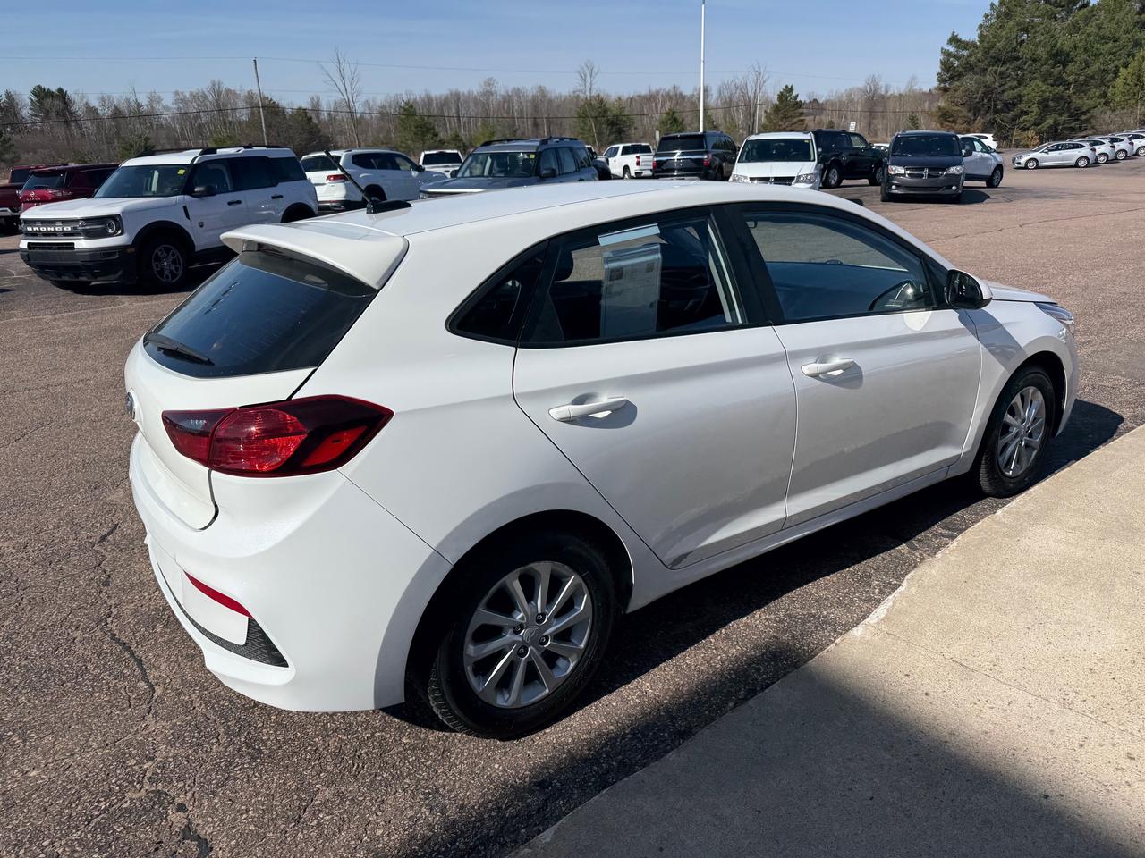 2019 Hyundai Accent Preferred (A6) 4dr Hatchback Photo