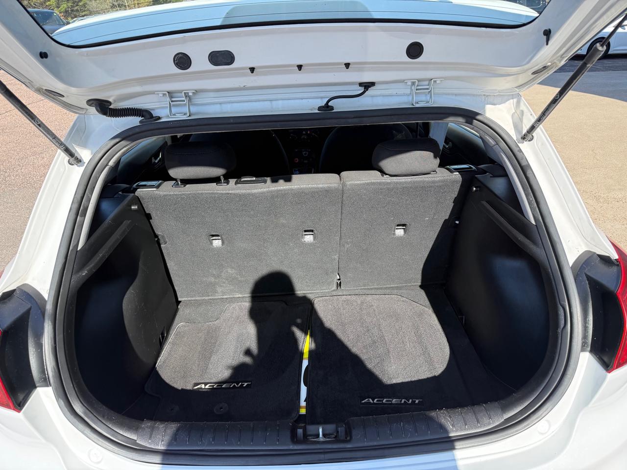 2019 Hyundai Accent Preferred (A6) 4dr Hatchback Photo