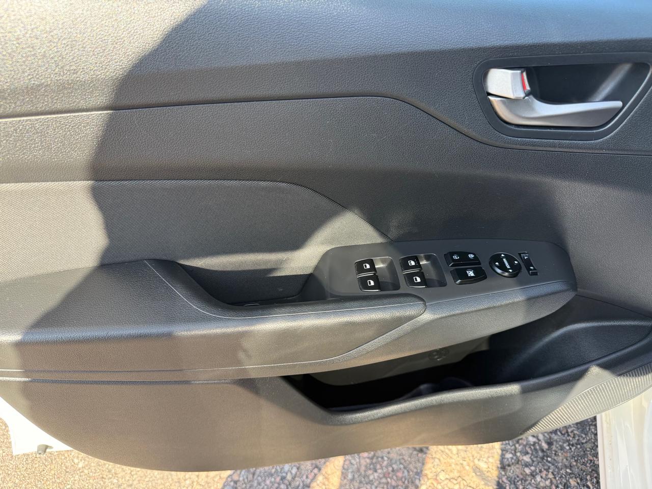 2019 Hyundai Accent Preferred (A6) 4dr Hatchback Photo