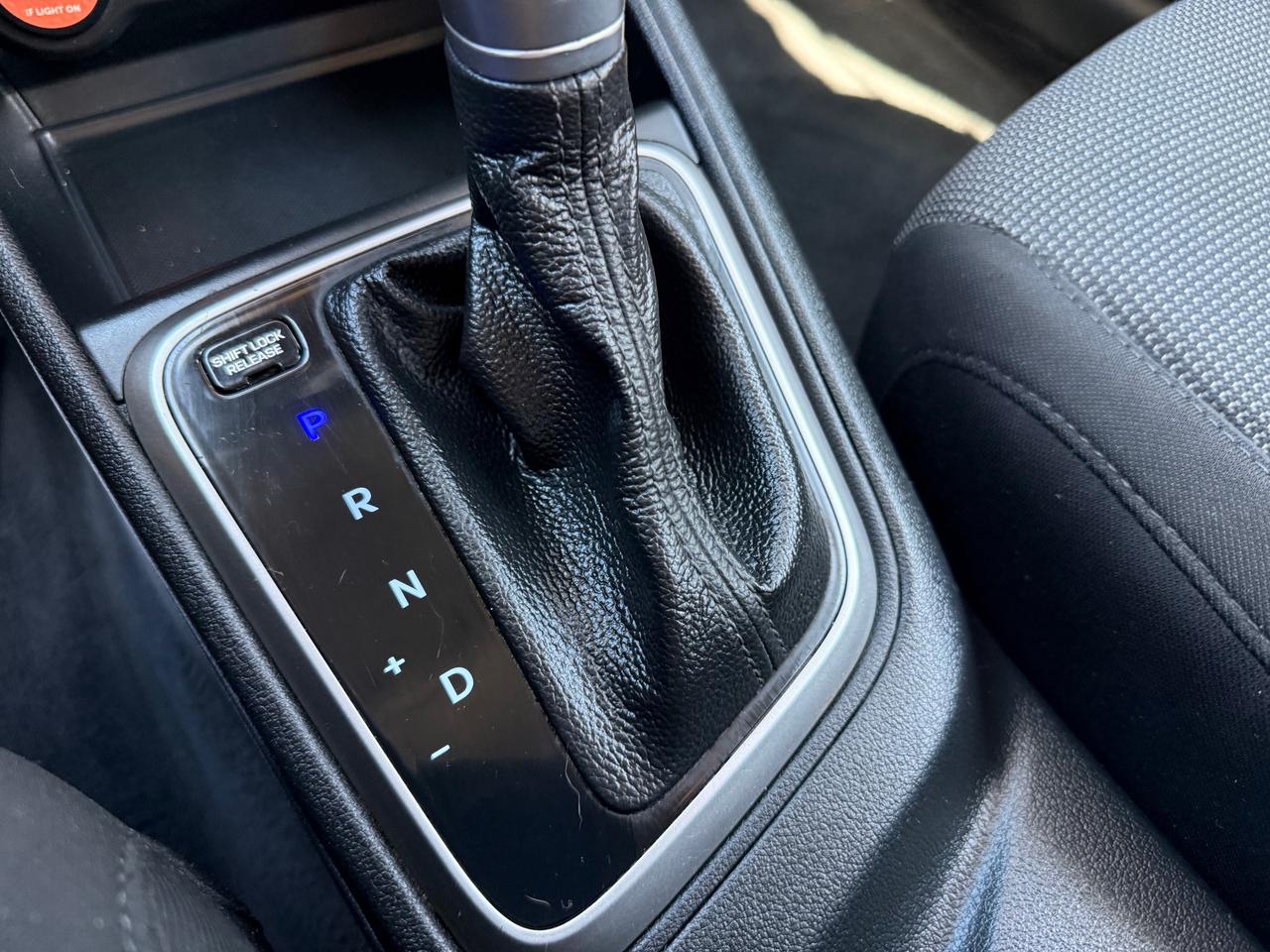2019 Hyundai Accent Preferred (A6) 4dr Hatchback Photo