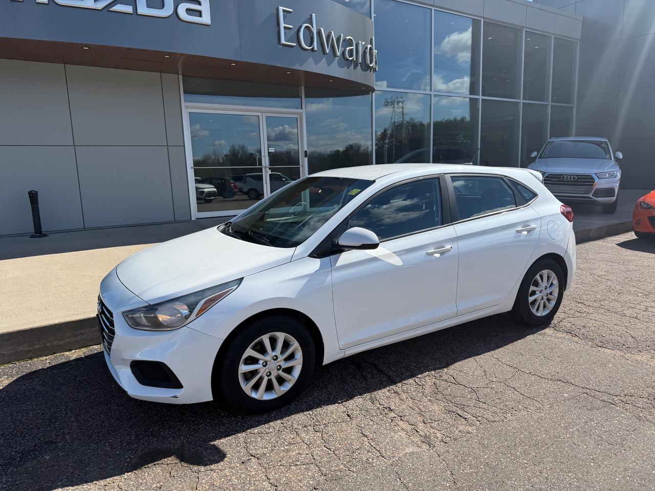 2019 Hyundai Accent Preferred (A6) 4dr Hatchback Photo