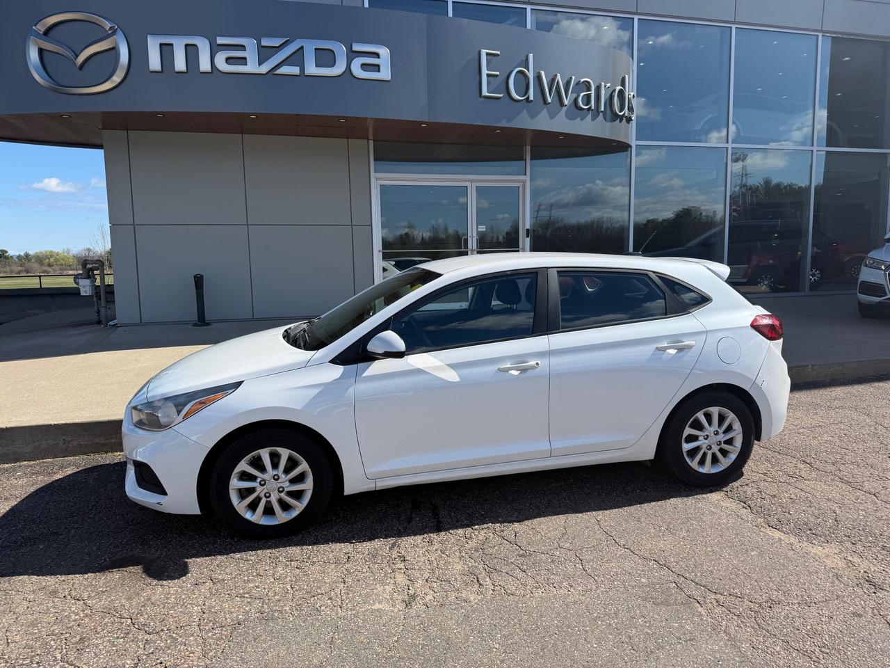 2019 Hyundai Accent Preferred (A6) 4dr Hatchback Photo