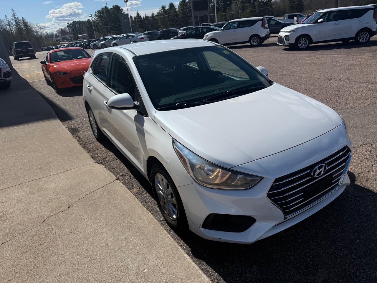 2019 Hyundai Accent Preferred (A6) 4dr Hatchback Photo