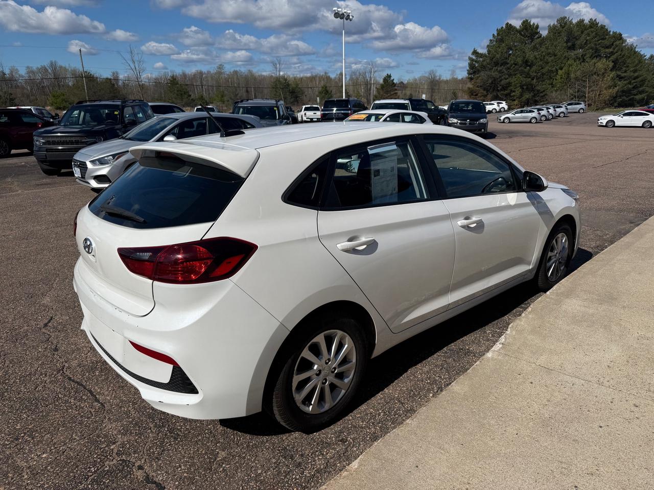 2019 Hyundai Accent Preferred (A6) 4dr Hatchback Photo