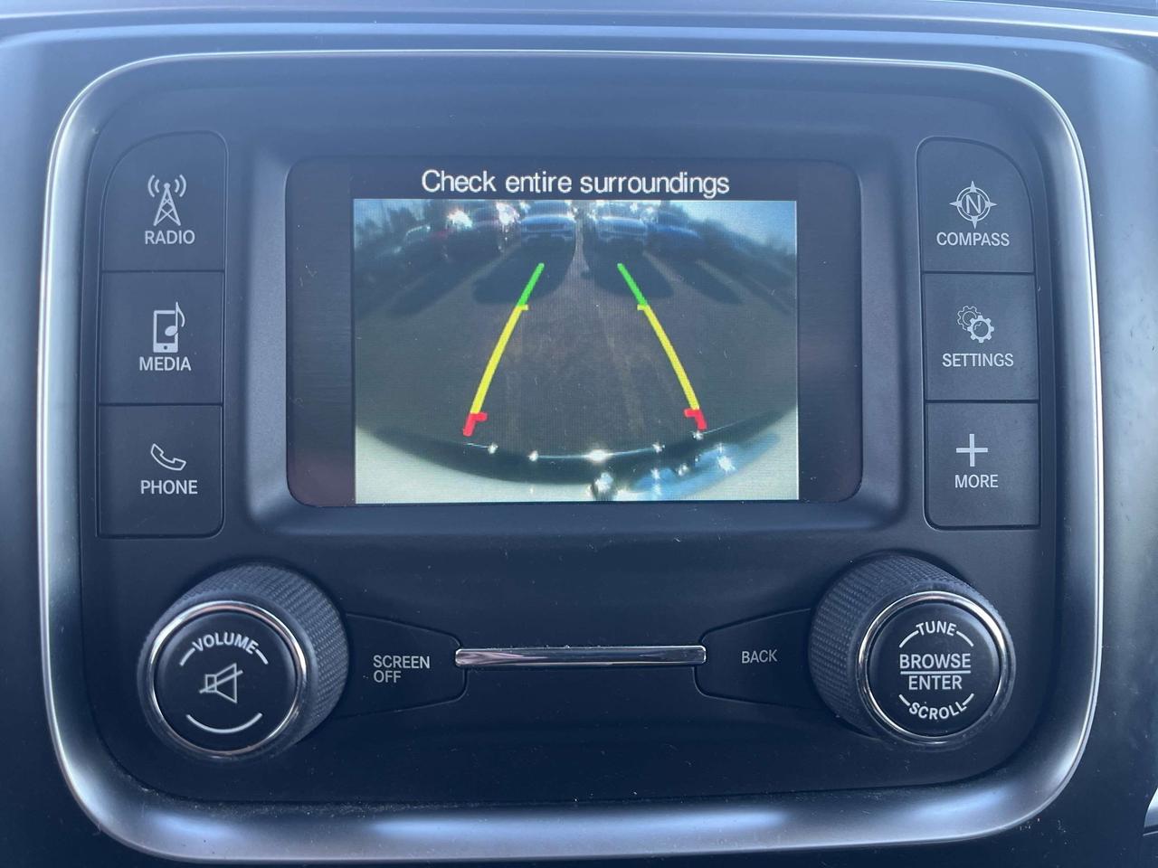 2016 RAM 1500 SLT - Tow Pkg - Bluetooth Photo