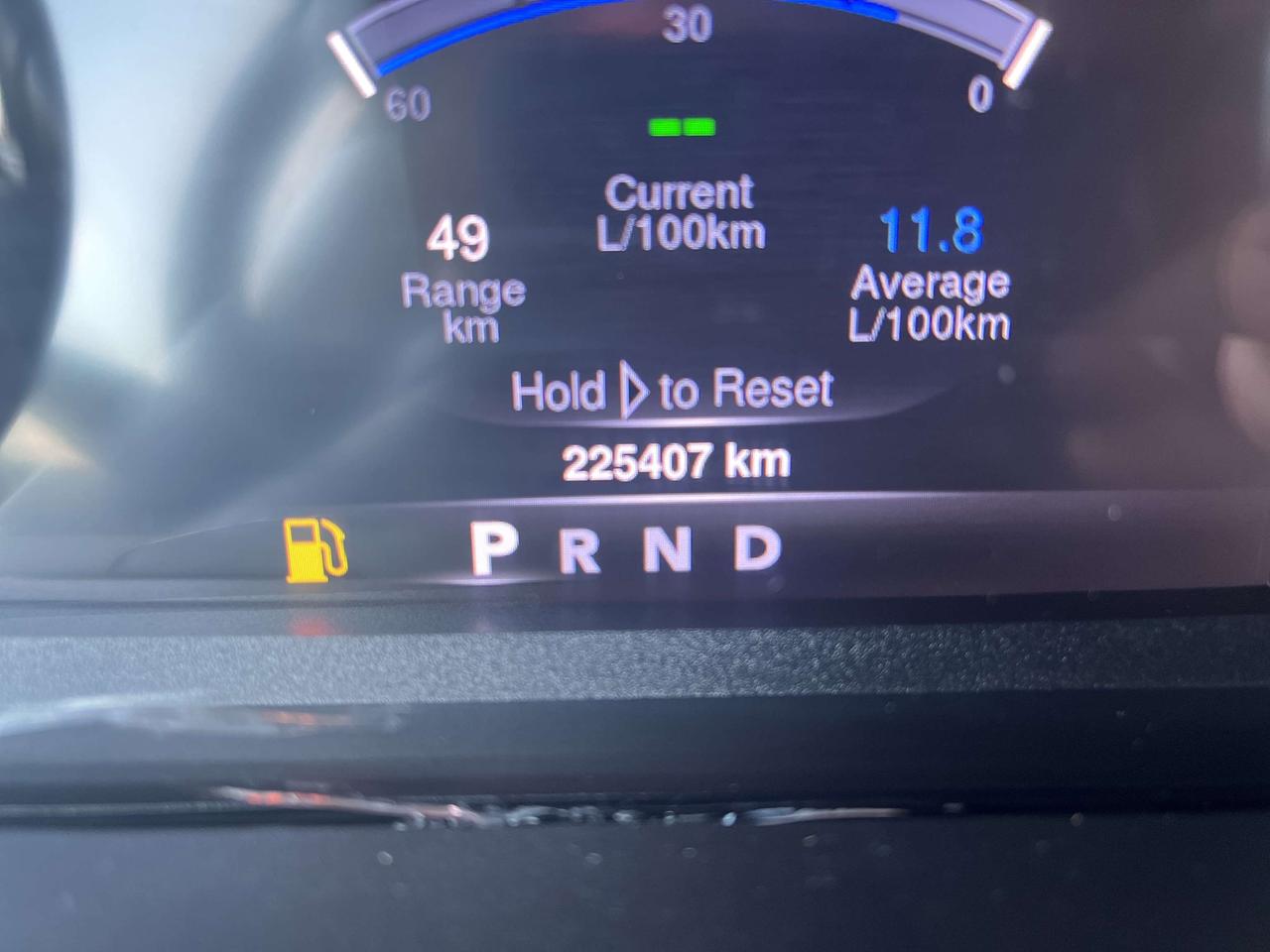 2016 RAM 1500 SLT - Tow Pkg - Bluetooth Photo