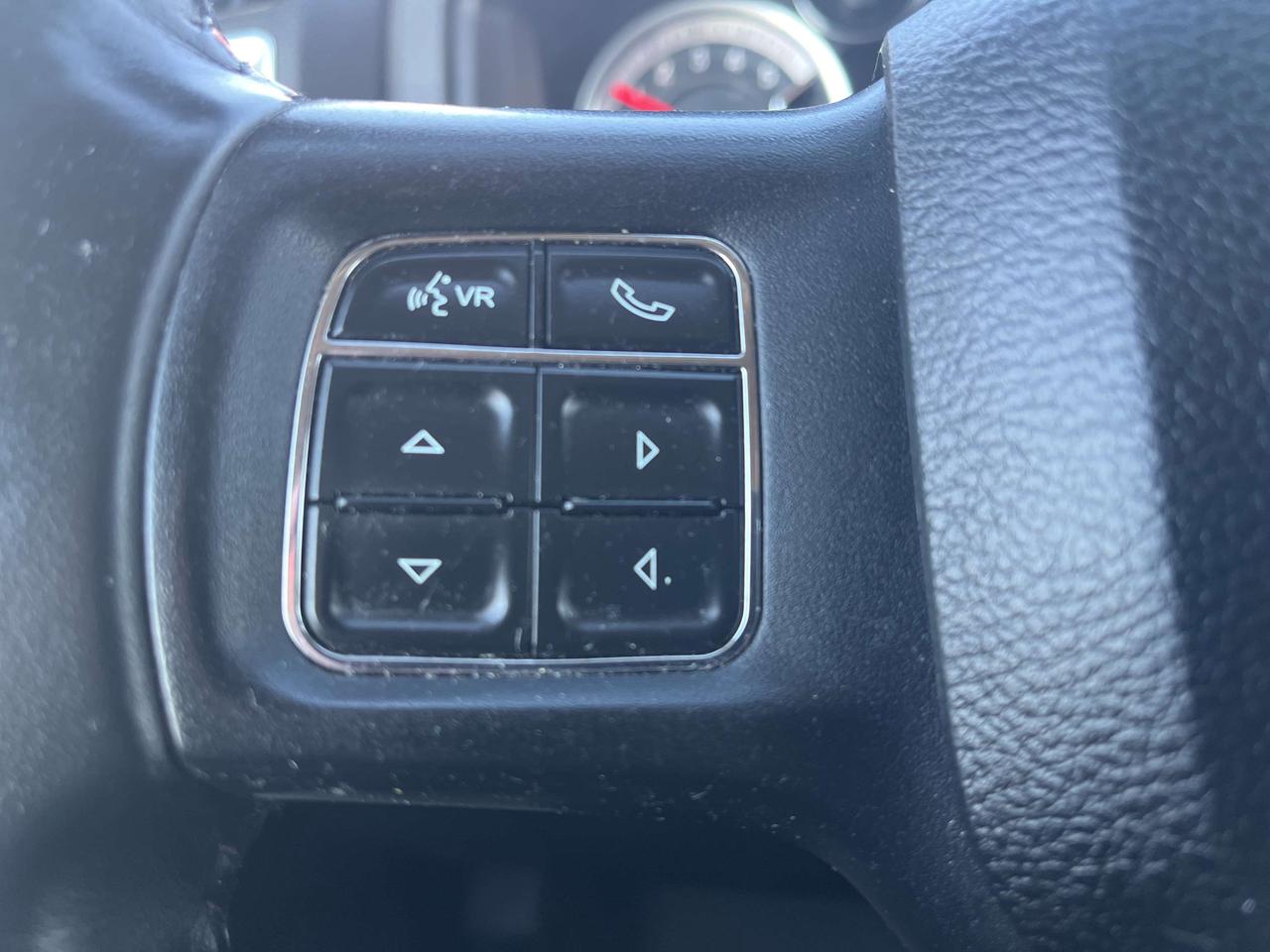 2016 RAM 1500 SLT - Tow Pkg - Bluetooth Photo