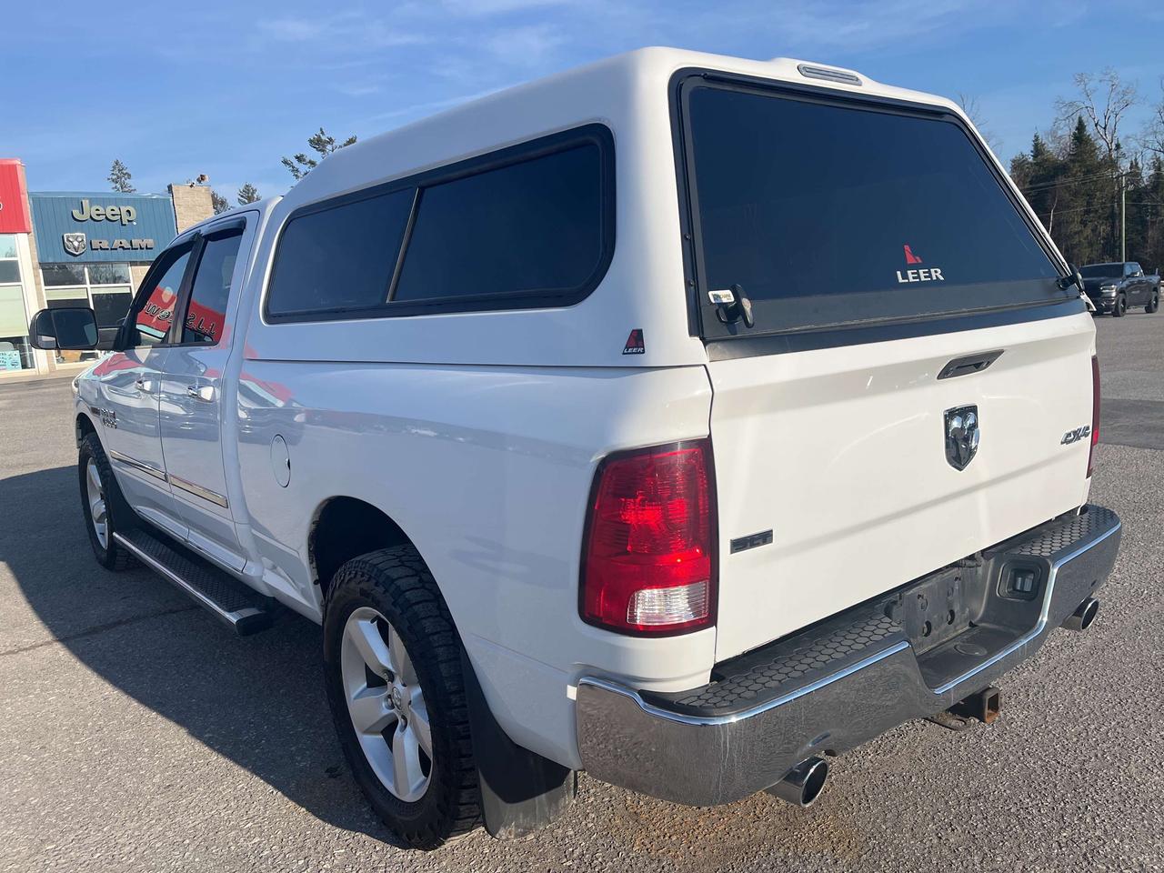 2016 RAM 1500 SLT - Tow Pkg - Bluetooth Photo