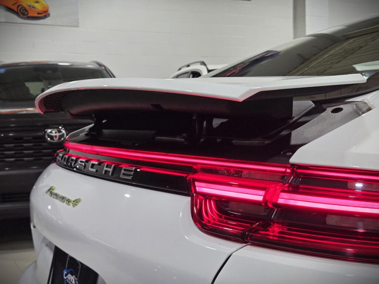 2019 Porsche Panamera 4 E-Hybrid AWD PREMIUM PLUS PKG RED INTERIOR NO AC Photo