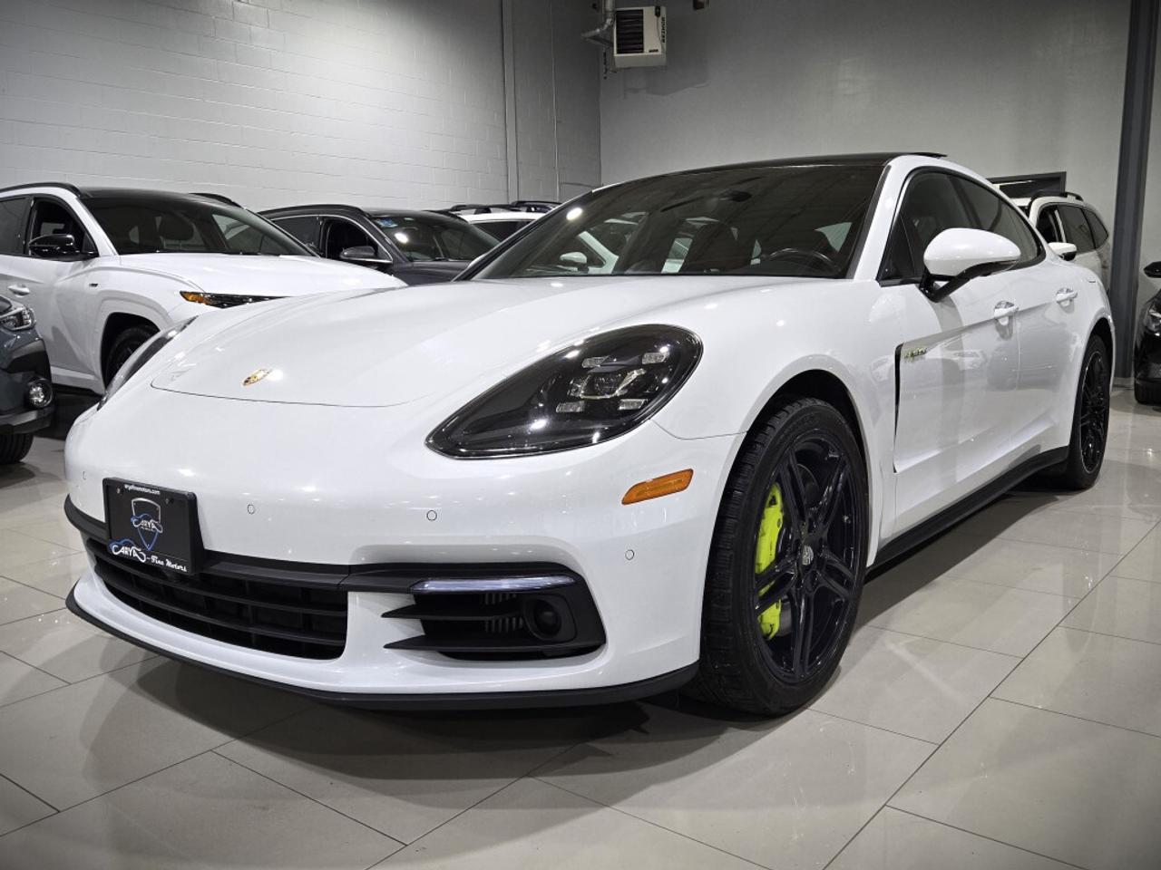 2019 Porsche Panamera 4 E-Hybrid AWD PREMIUM PLUS PKG RED INTERIOR NO AC Photo