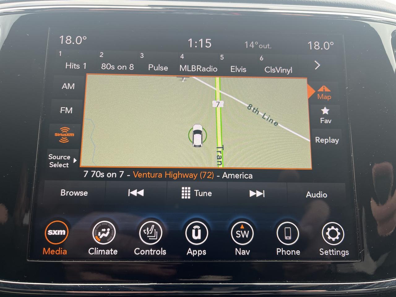 2021 Jeep Grand Cherokee Overland - Pano Sunroof - Adaptive Cruise Photo