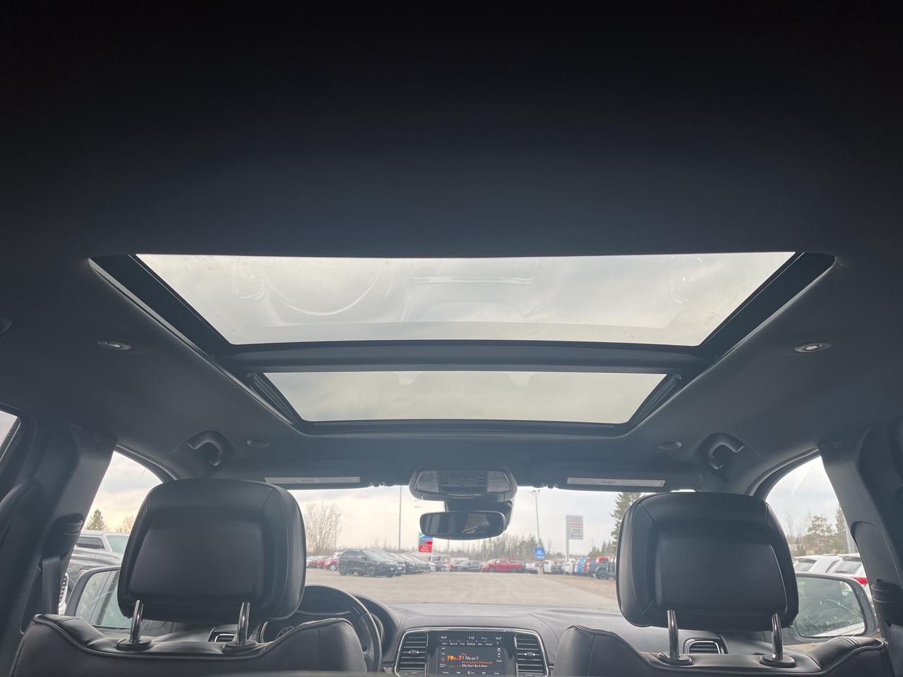 2021 Jeep Grand Cherokee Overland - Pano Sunroof - Adaptive Cruise Photo