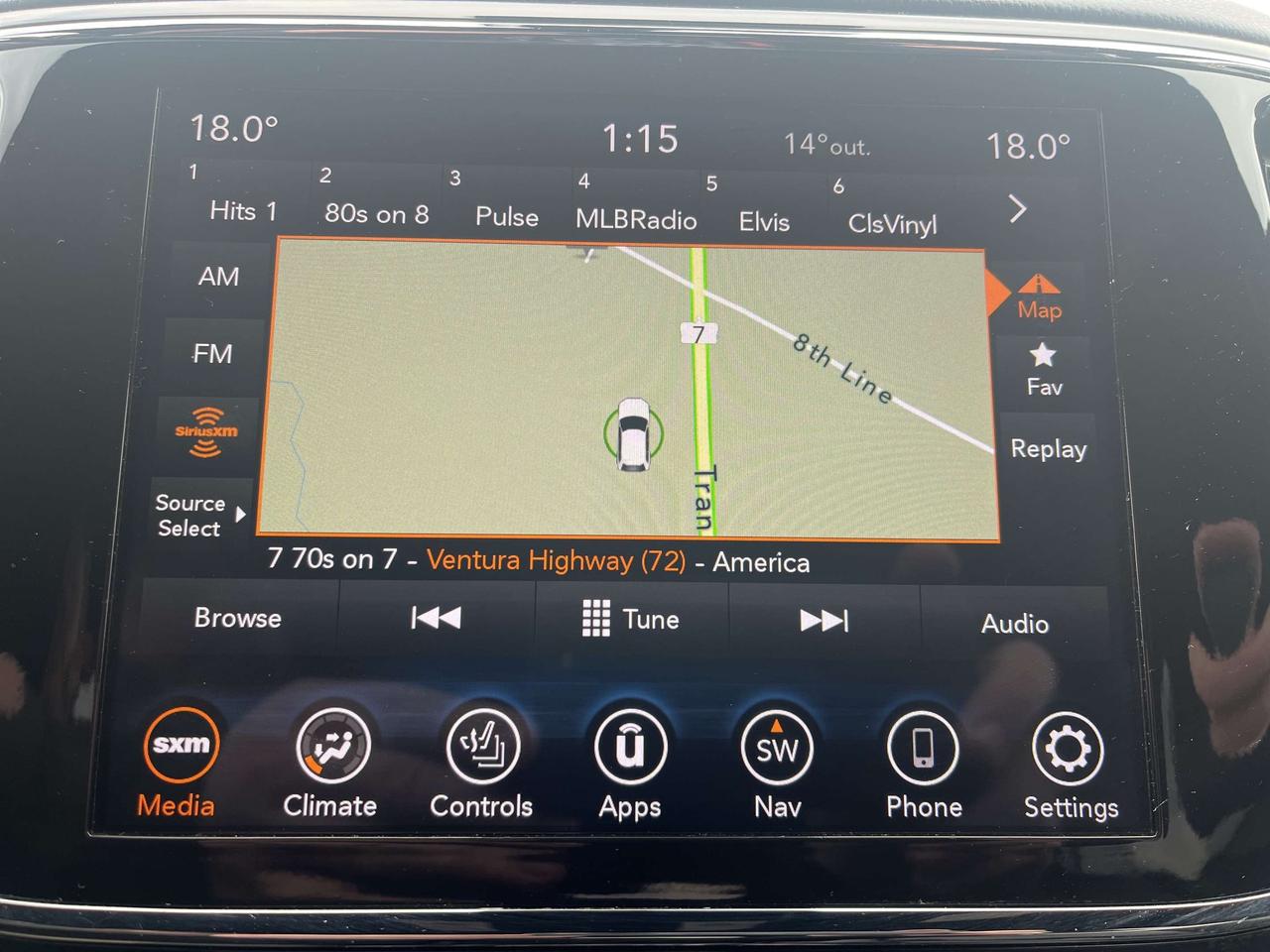 2021 Jeep Grand Cherokee Overland - Pano Sunroof - Adaptive Cruise Photo