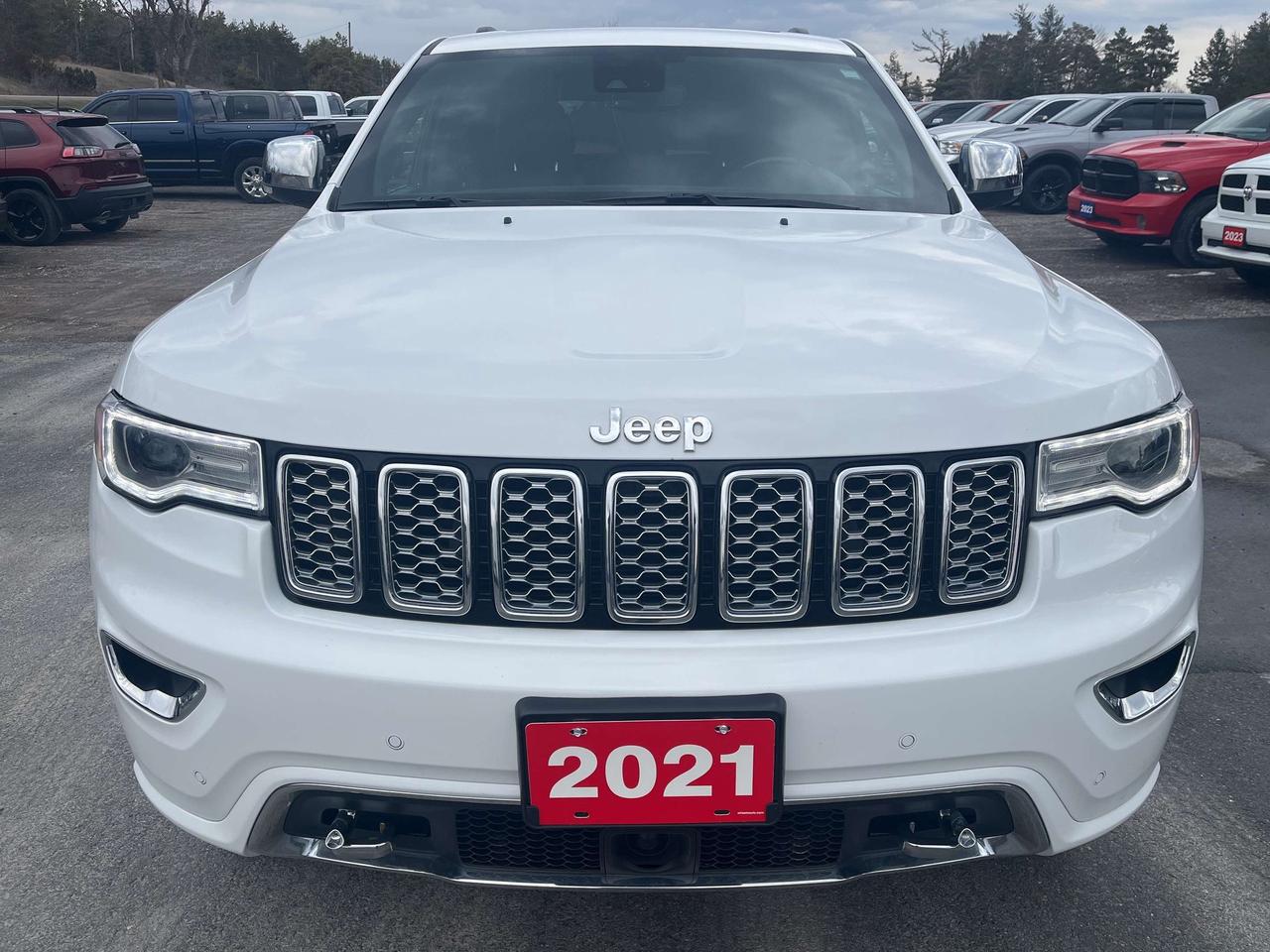2021 Jeep Grand Cherokee Overland - Pano Sunroof - Adaptive Cruise Photo