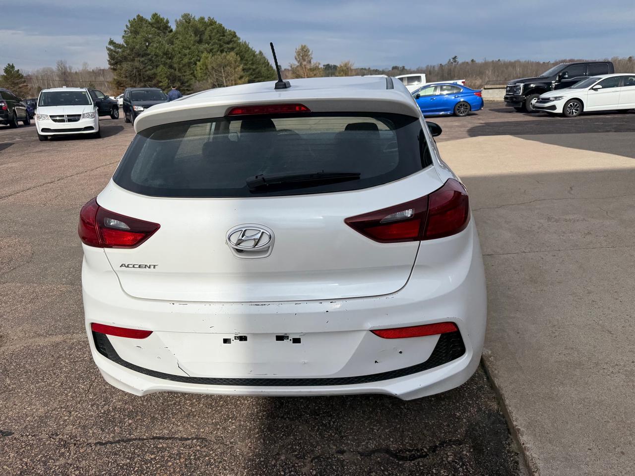 2019 Hyundai Accent Preferred (A6) 4dr Hatchback Photo