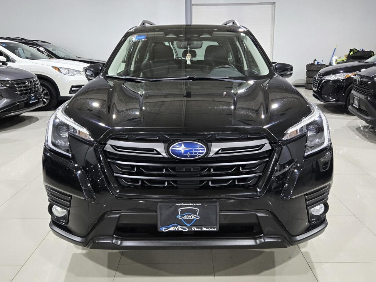 2023 Subaru Forester Limited w/Eyesight Tech NO ACCIDENT ONE OWNER Photo