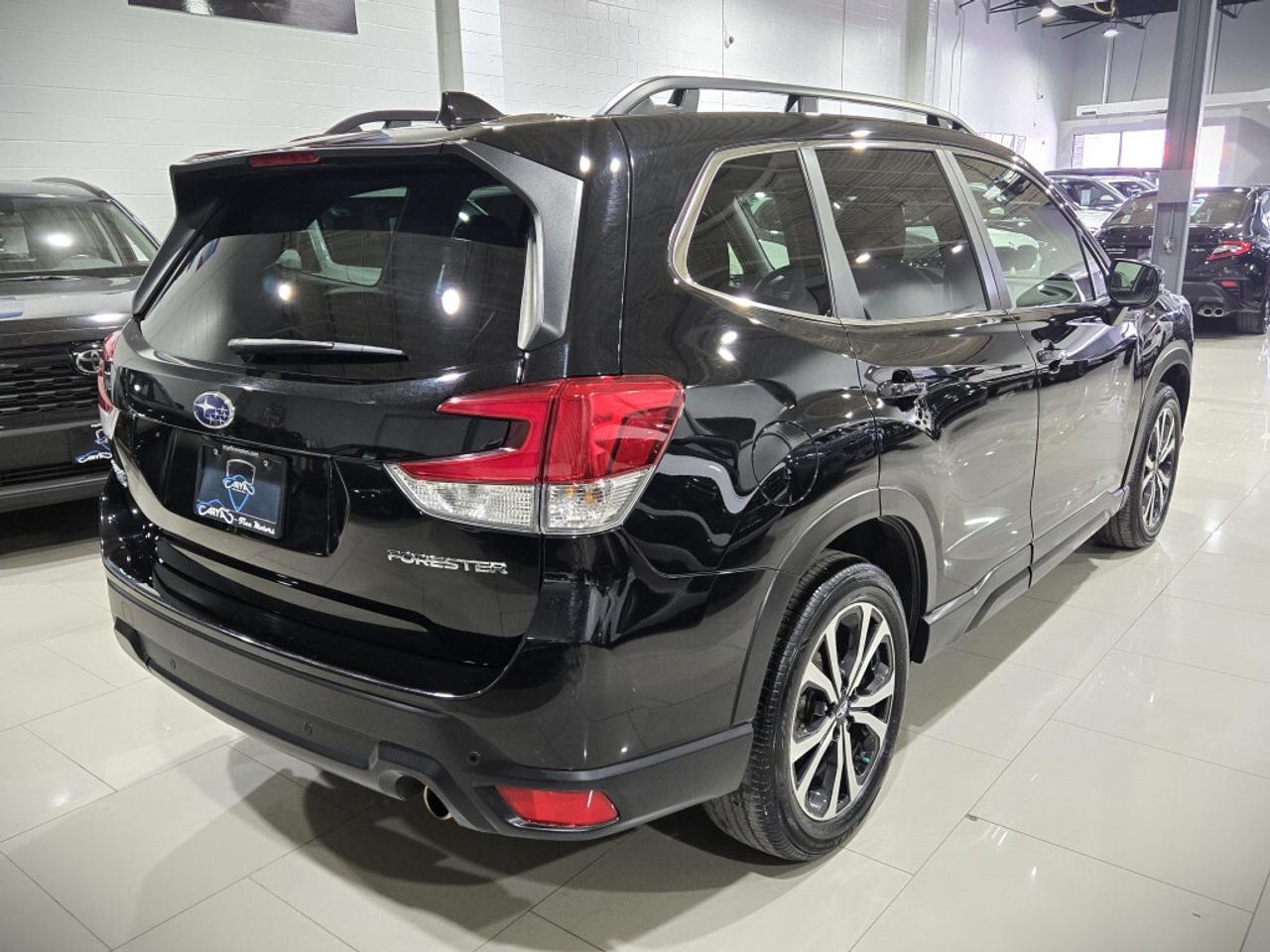 2023 Subaru Forester Limited w/Eyesight Tech NO ACCIDENT ONE OWNER Photo