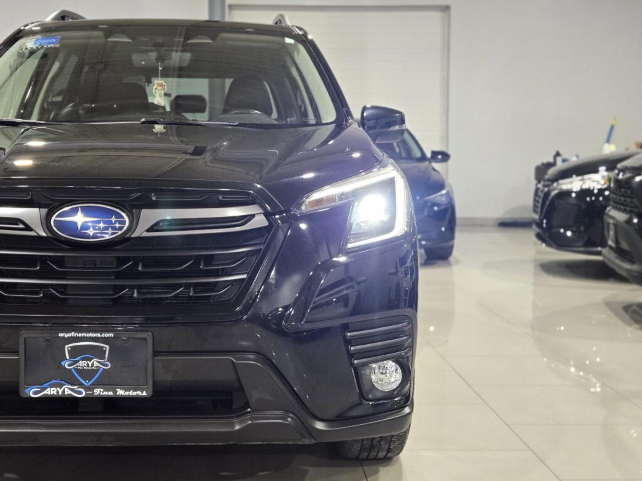 2023 Subaru Forester Limited w/Eyesight Tech NO ACCIDENT ONE OWNER Photo