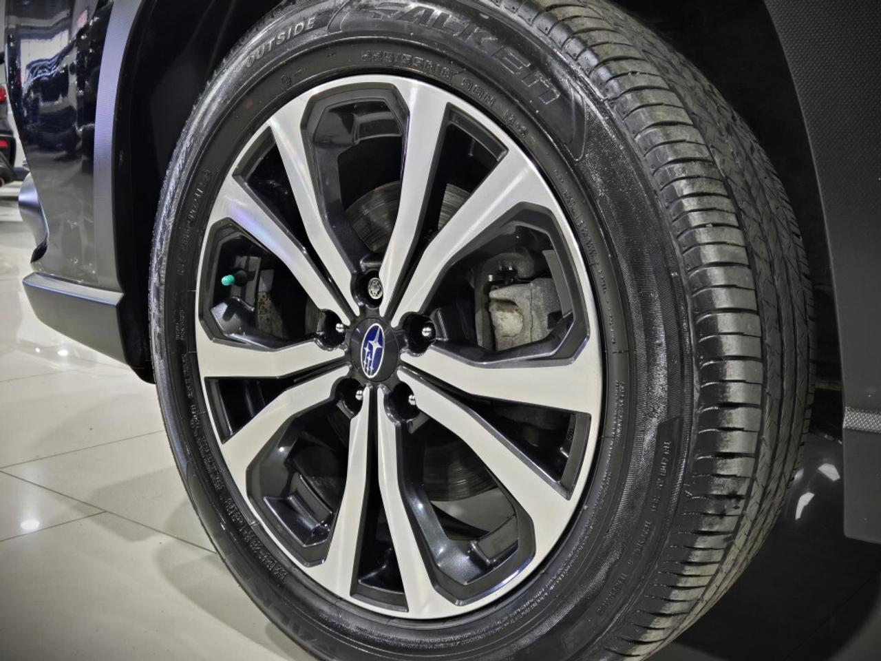 2023 Subaru Forester Limited w/Eyesight Tech NO ACCIDENT ONE OWNER Photo