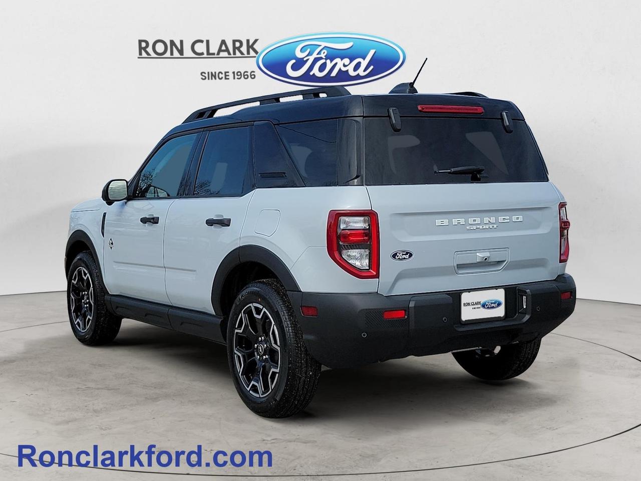 2026 Ford Bronco Sport Outer Banks 4dr 4x4 Photo