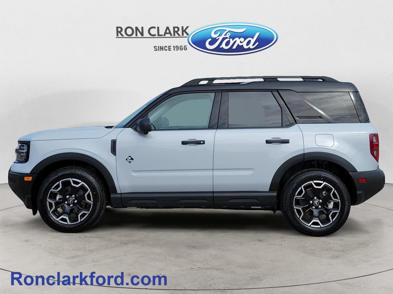 2026 Ford Bronco Sport Outer Banks 4dr 4x4 Photo3