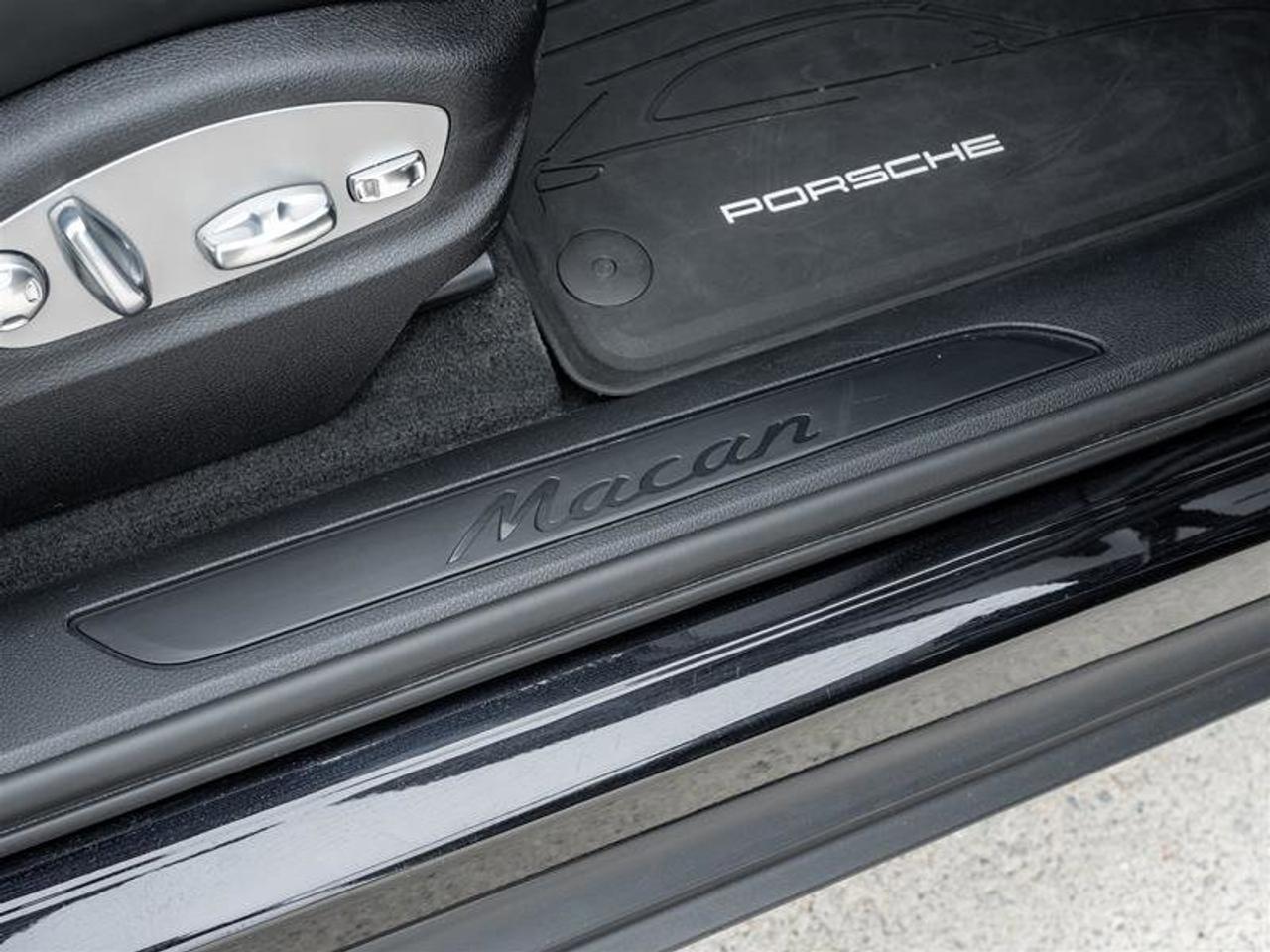 2024 Porsche Macan AWD CPO Premium Pkg Plus Sport Tailpipes in Black Photo