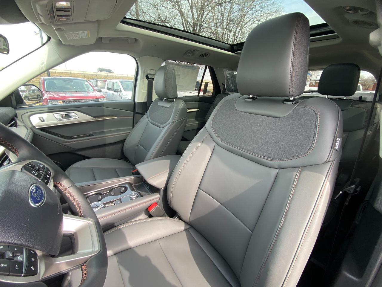 2026 Ford Explorer  Photo
