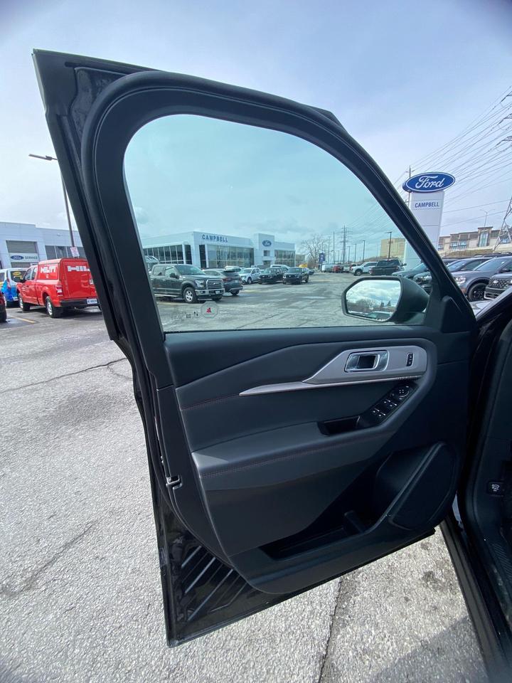 2026 Ford Explorer  Photo