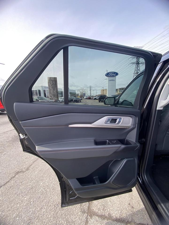 2026 Ford Explorer  Photo