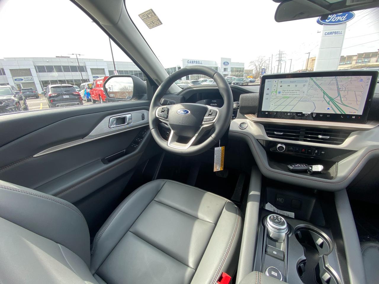 2026 Ford Explorer  Photo