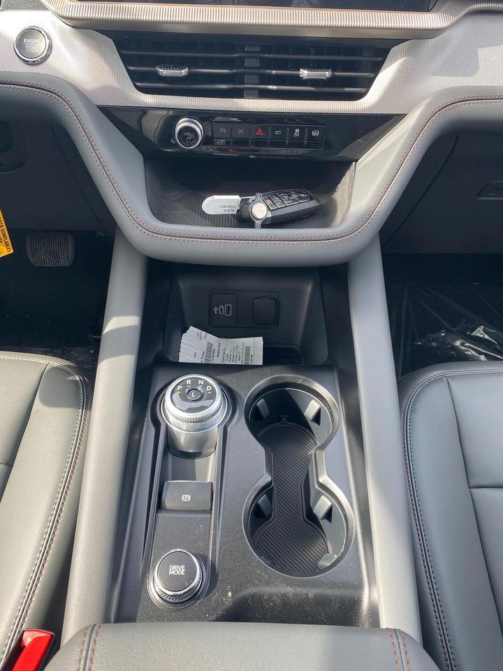 2026 Ford Explorer  Photo