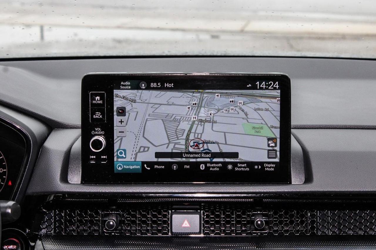 2024 Honda CR-V Touring  Gps BkpCam HtdSeats CruiseCtrl EcoMode Su Photo
