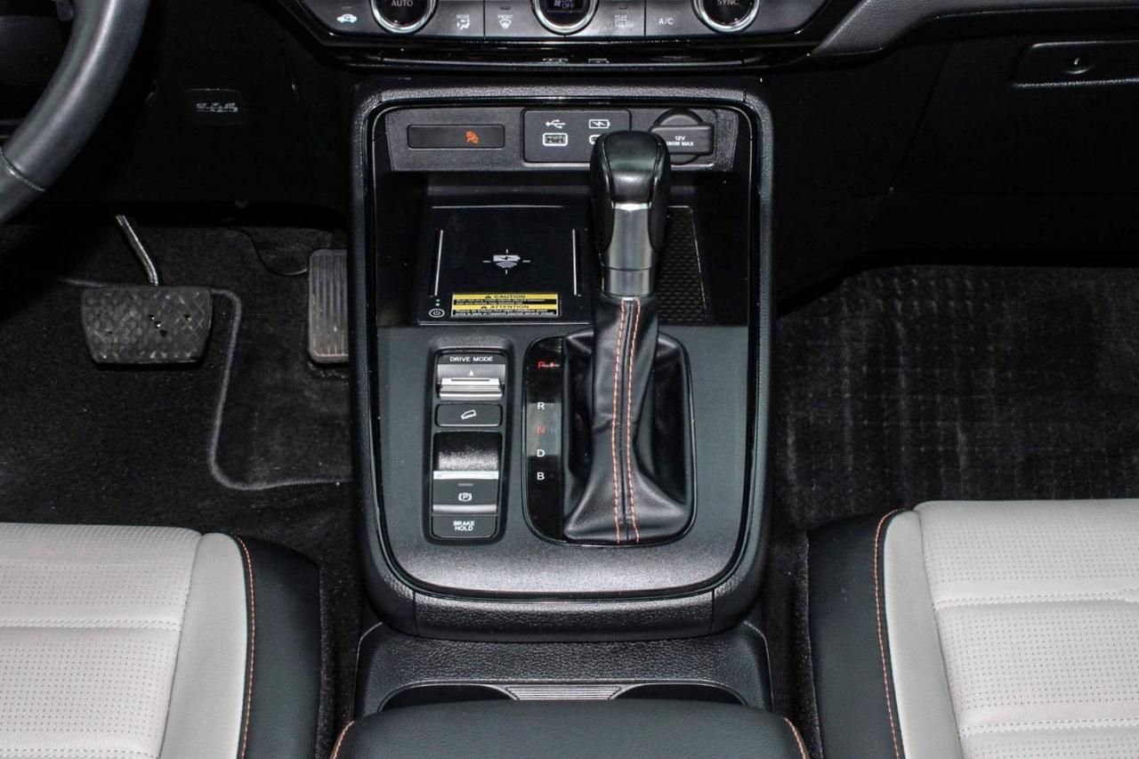 2024 Honda CR-V Touring  Gps BkpCam HtdSeats CruiseCtrl EcoMode Su Photo