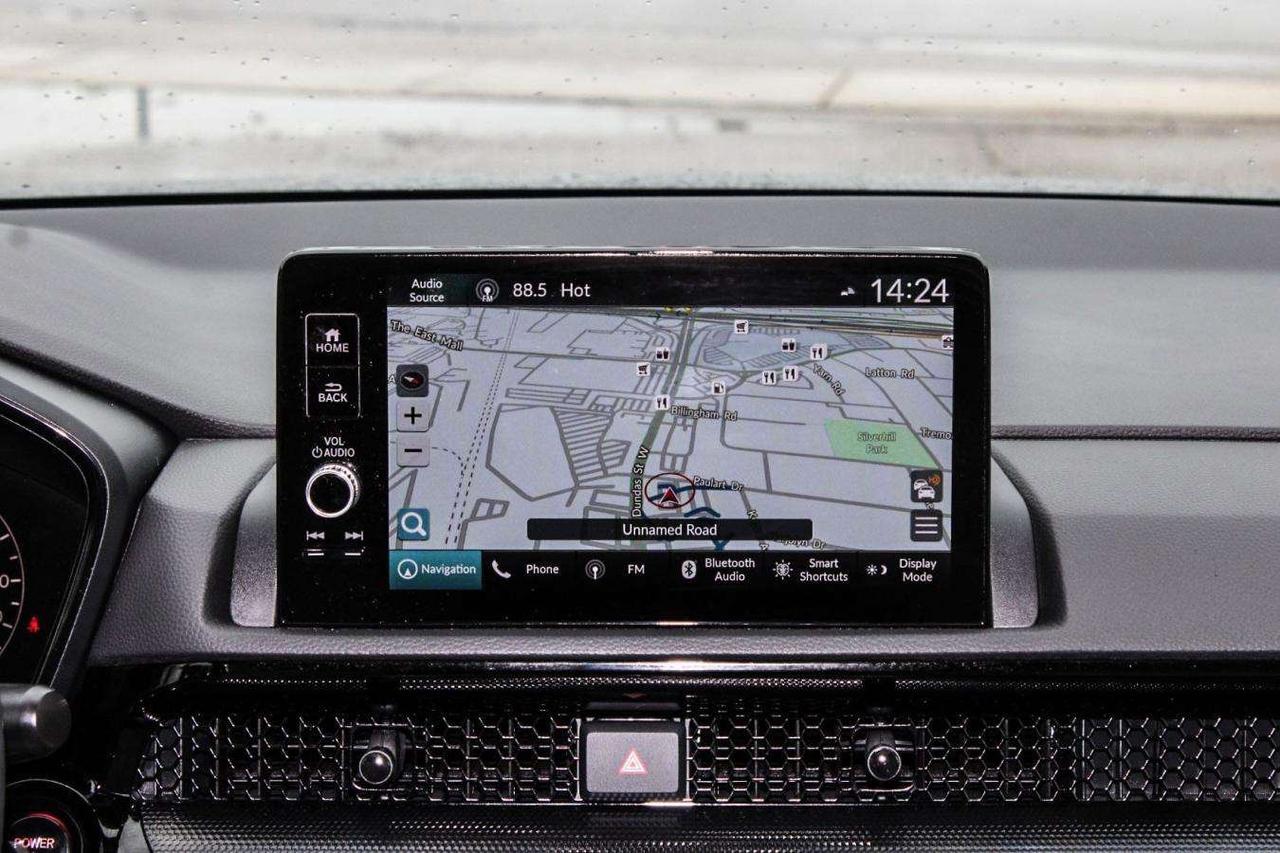 2024 Honda CR-V Touring  Gps BkpCam HtdSeats CruiseCtrl EcoMode Su Photo
