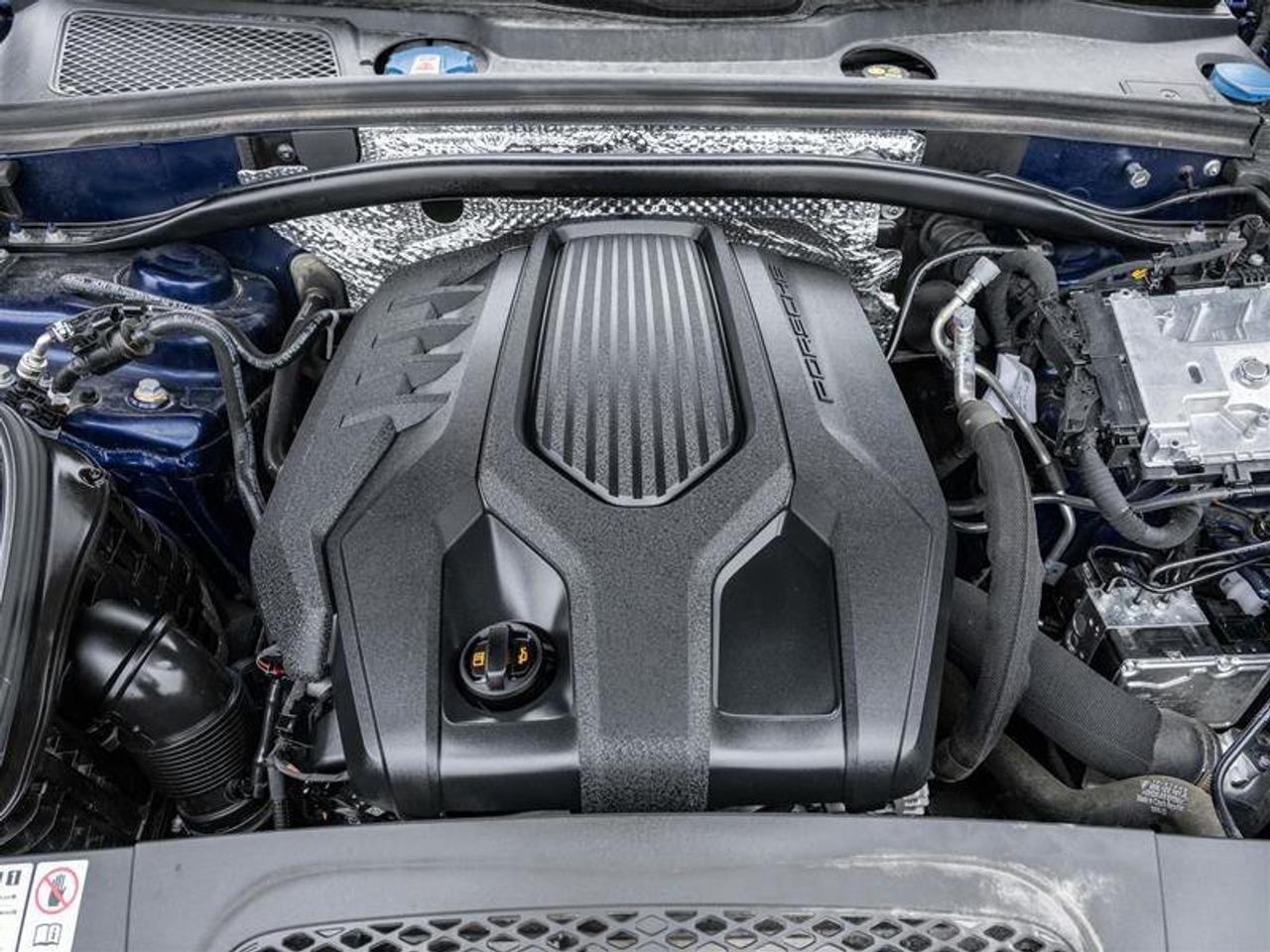 2023 Porsche Macan T AWD CPO Premium Pkg Plus Sport Exhaust System in Photo