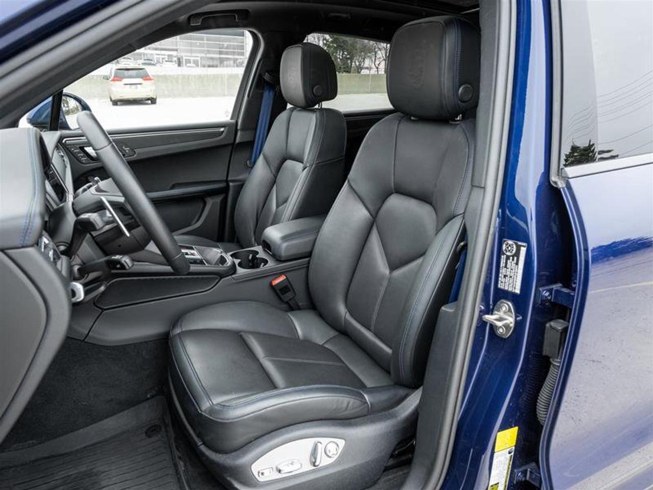 2023 Porsche Macan T AWD CPO Premium Pkg Plus Sport Exhaust System in Photo