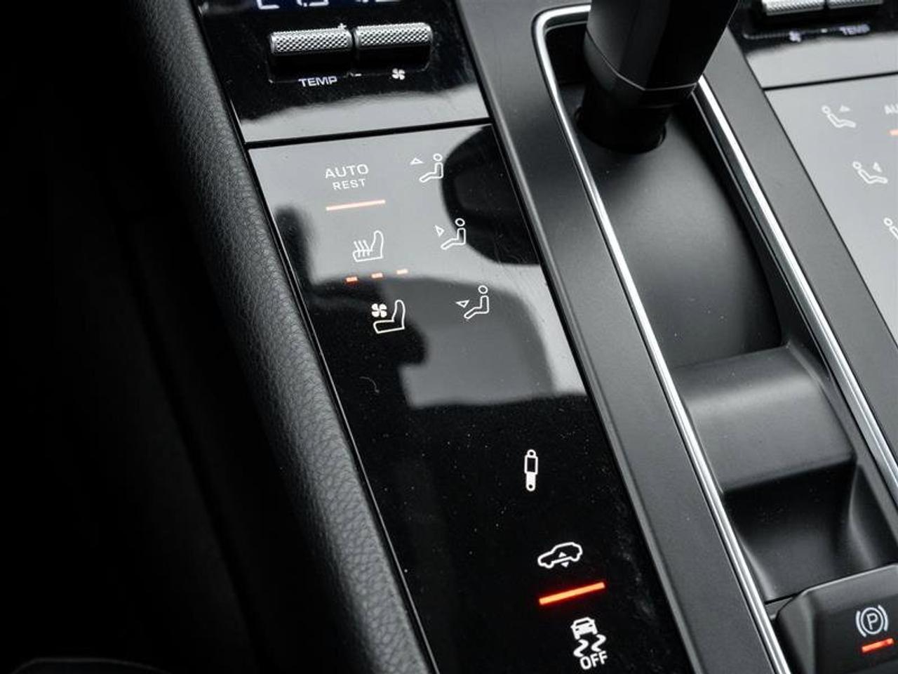 2023 Porsche Macan T AWD CPO Premium Pkg Plus Sport Exhaust System in Photo