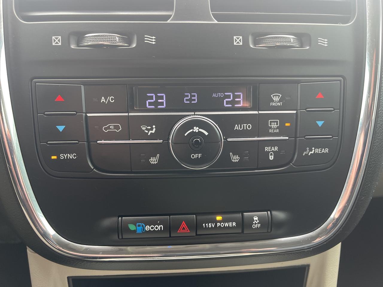 2020 Dodge Grand Caravan Crew Plus - Nav - Htd Leather Photo