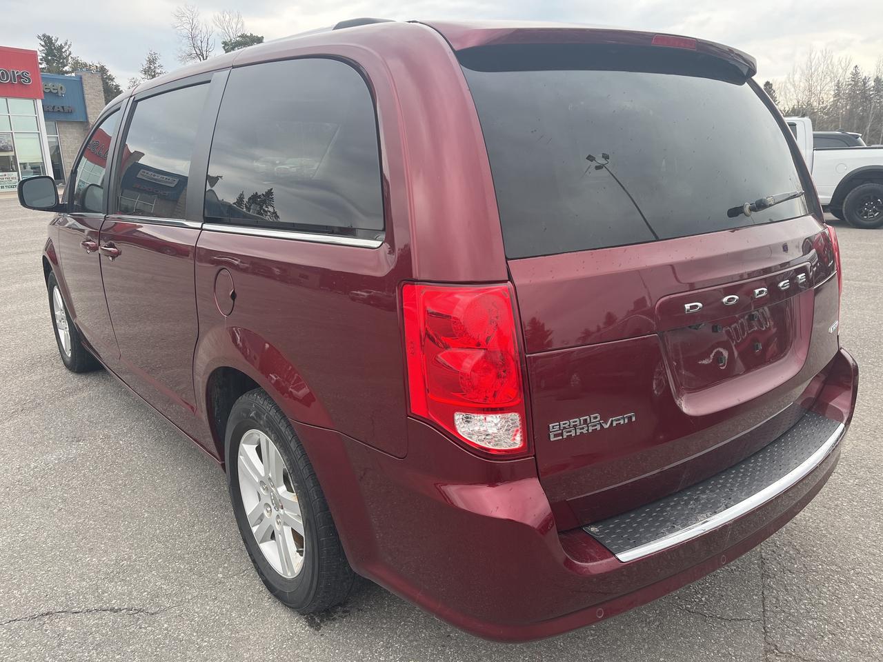2020 Dodge Grand Caravan Crew Plus - Nav - Htd Leather Photo