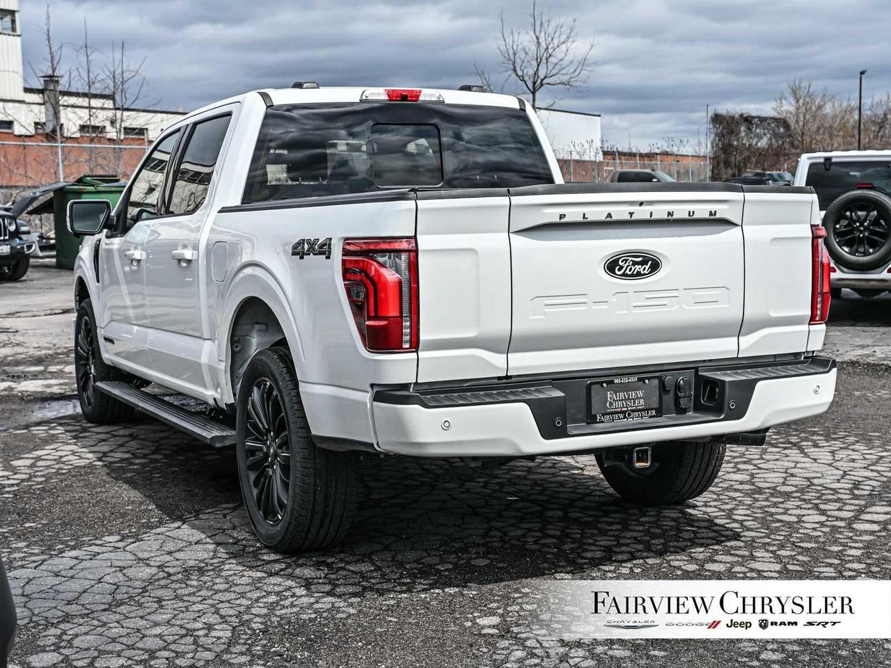 2025 Ford F-150 Platinum PANO ROOF   HYBRID   LEATHER   CARPLAY Photo3