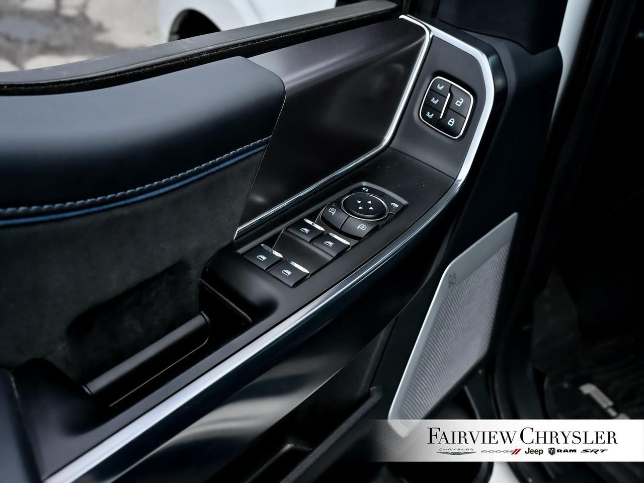 2025 Ford F-150 Platinum PANO ROOF   HYBRID   LEATHER   CARPLAY Photo