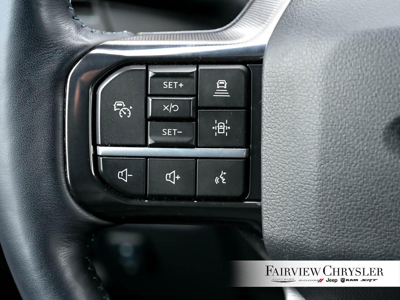 2025 Ford F-150 Platinum PANO ROOF   HYBRID   LEATHER   CARPLAY Photo
