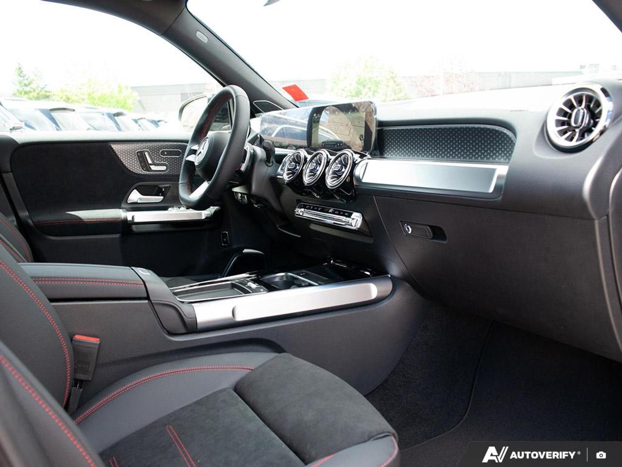 2026 Mercedes-Benz GLB 250 Base GLB 250 4dr All-Wheel Drive 4MATIC Photo