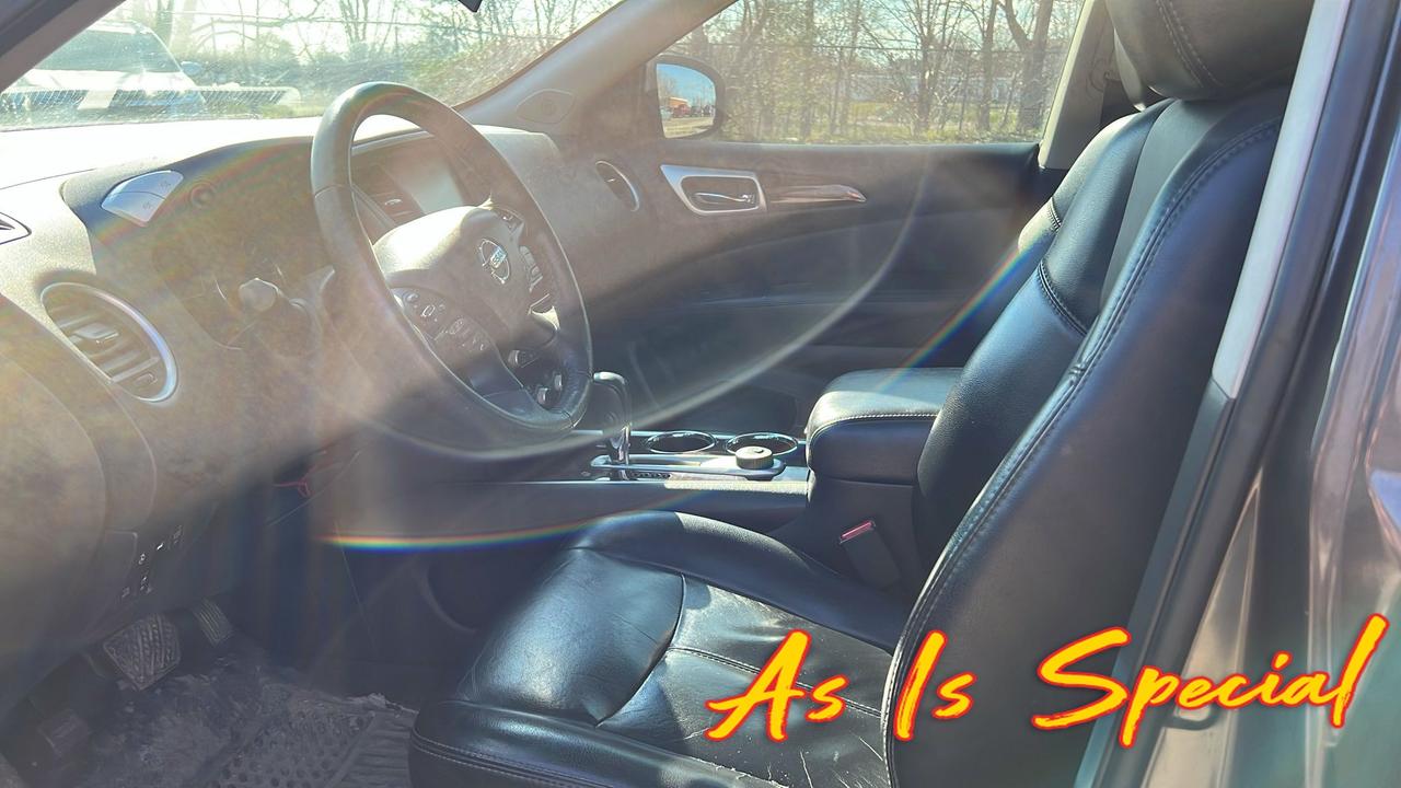 2016 Nissan Pathfinder SL 4dr 4x4 Photo