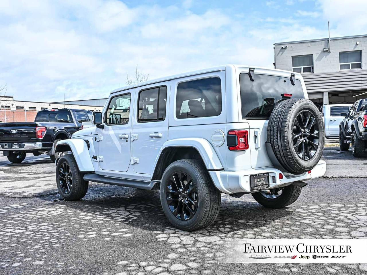 2023 Jeep Wrangler Sahara HIGH ALTUTUDE   BLIND SPOT   LED LIGHTING Photo3