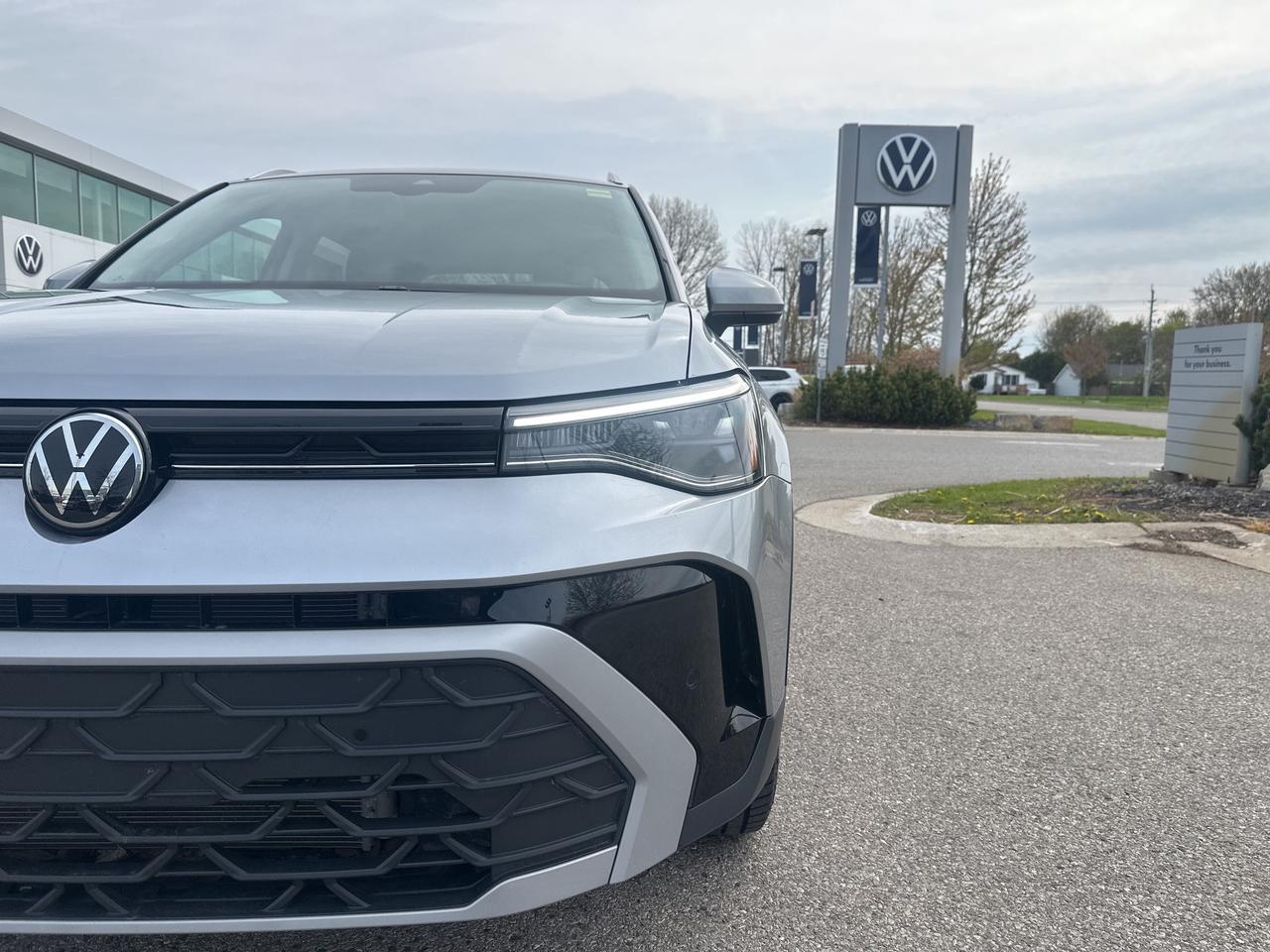 2025 Volkswagen Taos Comfortline 4Motion Photo